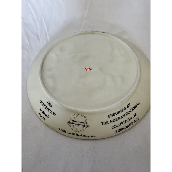 The Artist's Daughter by Norman Rockwell Lynell Marketing Collectors Plate - Picture 4 of 4